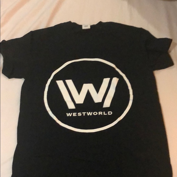 Gildan Tops - West world T-shirt